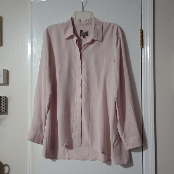 Leo & Sage 100% Silk Button Up Blouse Light Pink Size Large- Semi Sheer - Picture 5 of 5